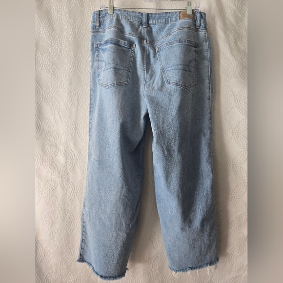 American Eagle Light Blue Women's Jeans - Picture 4 of 9